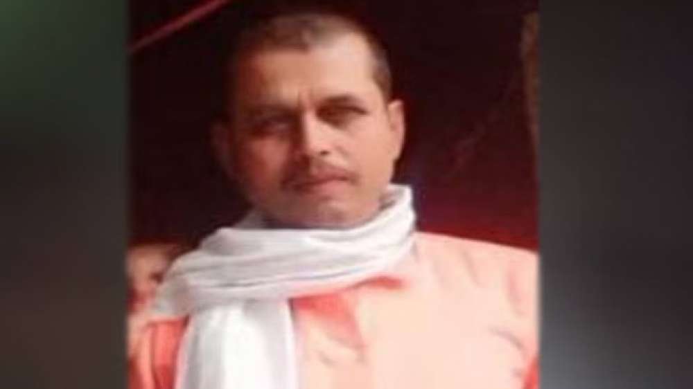 शराब पीने के दौरान हुई मारपीट में घायल युवक ने तोड़ा दम, केस दर्ज; आरोपियों की तलाश में जुटी पुलिस || Kashi Ki Aawaz