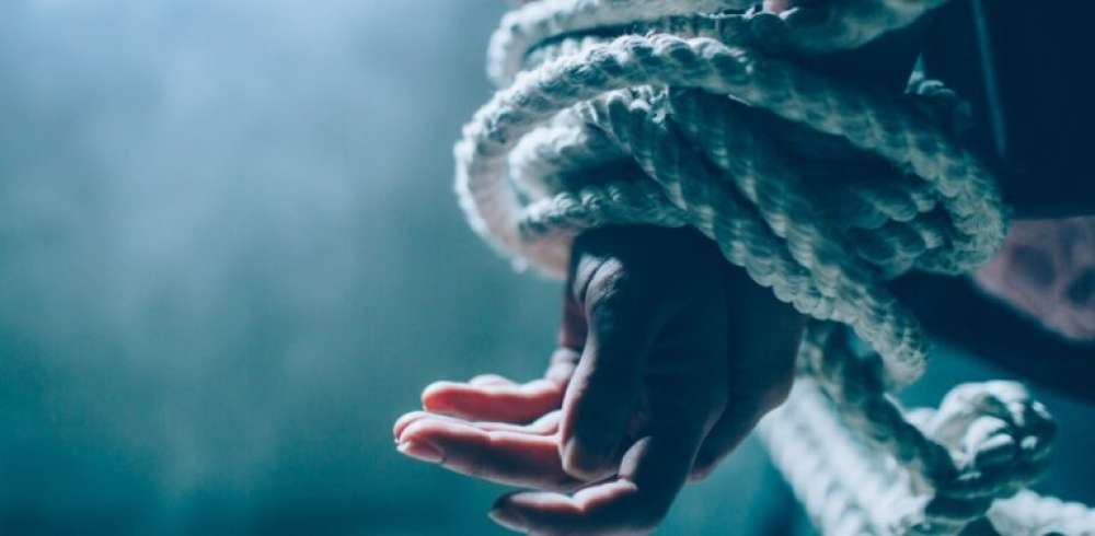 20 लाख की फिरौती, 5 लाख में सेटलमेंट; आगरा का कांस्टेबल बन गया किडनैपर || Kashi Ki Aawaz