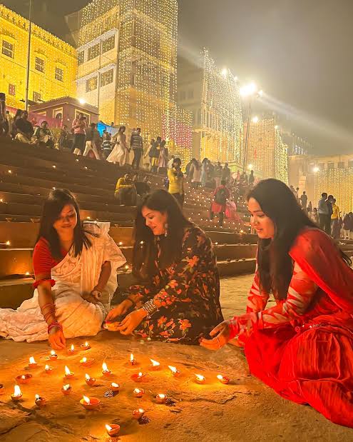 Kashi Ki Aawaz | देव दीपावली : शाम 5 बजे जलेगा पहला दीप, सवा 6 बजे से होगा 3D लेजर शो, 8 बजे से लीजिये भव्य ग्रीन आतिशबाजी का नज़ारा