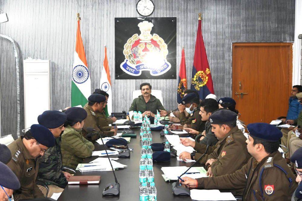 Kashi Ki Aawaz | माननीय मुख्यमंत्री उ0प्र0 के वाराणसी आगमन/भ्रमण/अवस्थान कार्यक्रम के दृष्टिगत सुरक्षा व्यवस्था के सम्बन्ध में ब्रीफिंग कर दिये गये आवश्यक दिशा-निर्देश।