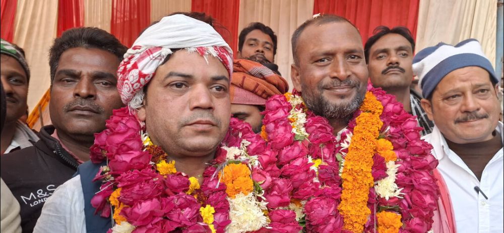 Kashi Ki Aawaz | डीडीयू नगर में ऑटो रिक्शा नंबर टेकर पद के लिए मतदान आरपीएफ-जीआरपी की निगरानी में चार प्रत्याशी मैदान में