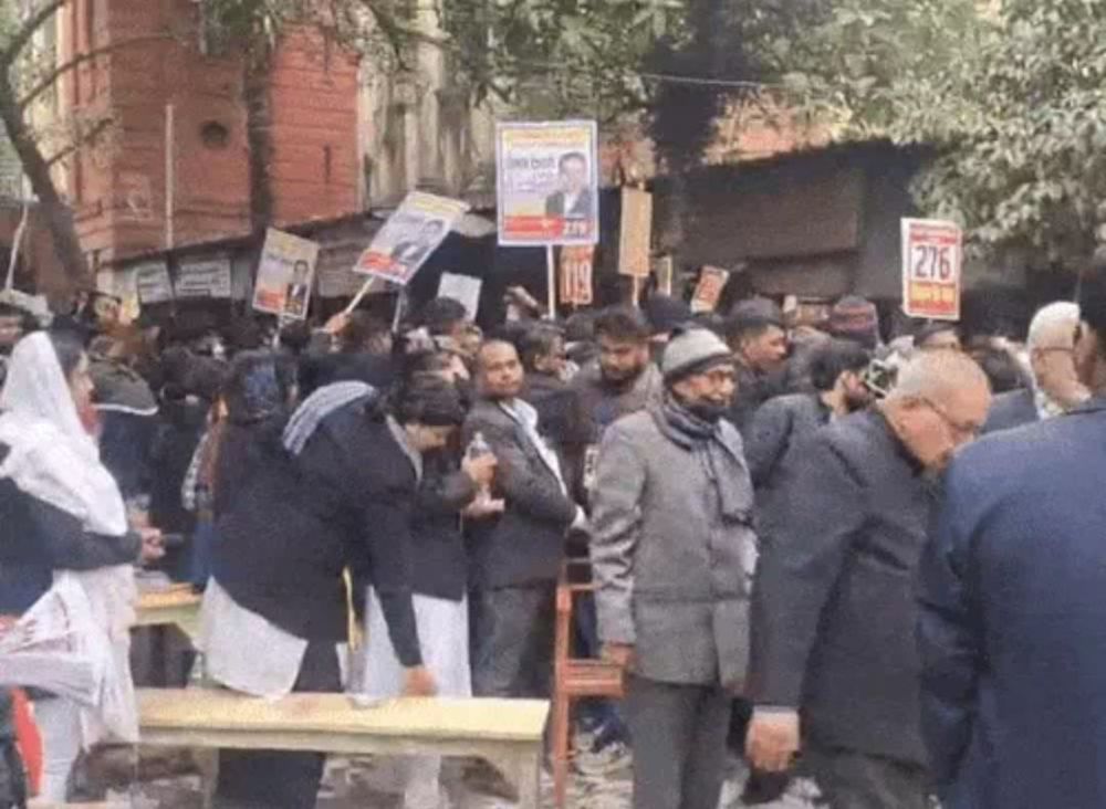 Kashi Ki Aawaz | उत्तर प्रदेश बार काउंसिल के दो दिवसीय चुनाव के लिए मतदान जारी