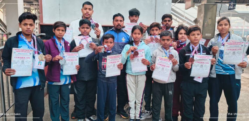 Kashi Ki Aawaz | नेशनल कोबुडो मार्शल आर्ट्स में चंदौली का परचम, खिलाड़ियों ने जीते 21 पदक