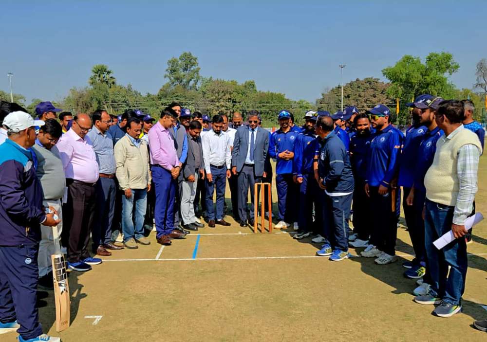 Kashi Ki Aawaz | डीडीयू मंडल में अंतर मंडलीय क्रिकेट प्रतियोगिता का शुभारंभ, सोनपुर मंडल ने जीता उद्घाटन मैच।