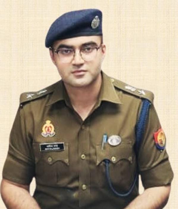 Kashi Ki Aawaz | चंदौली में 49 पुलिसकर्मियों का तबादला, सैदराजा-मुगलसराय समेत कई थाने प्रभावित