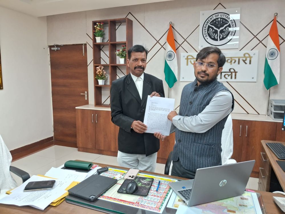 Kashi Ki Aawaz | पीडीडीयू नगर में सिक्स लेन सड़क व पार्क निर्माण की मांग, काली मंदिर स्थानांतरण पर जताया विरोध।