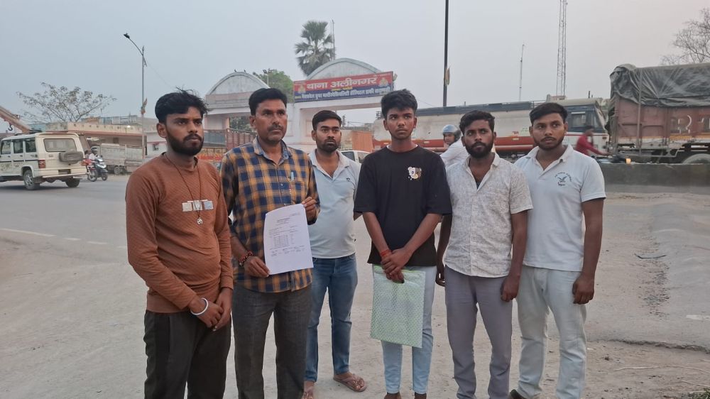 Kashi Ki Aawaz | अलीनगर में घर में घुसकर मारपीट गर्भवती महिला समेत कई घायल, 5 पर मुकदमा दर्ज।