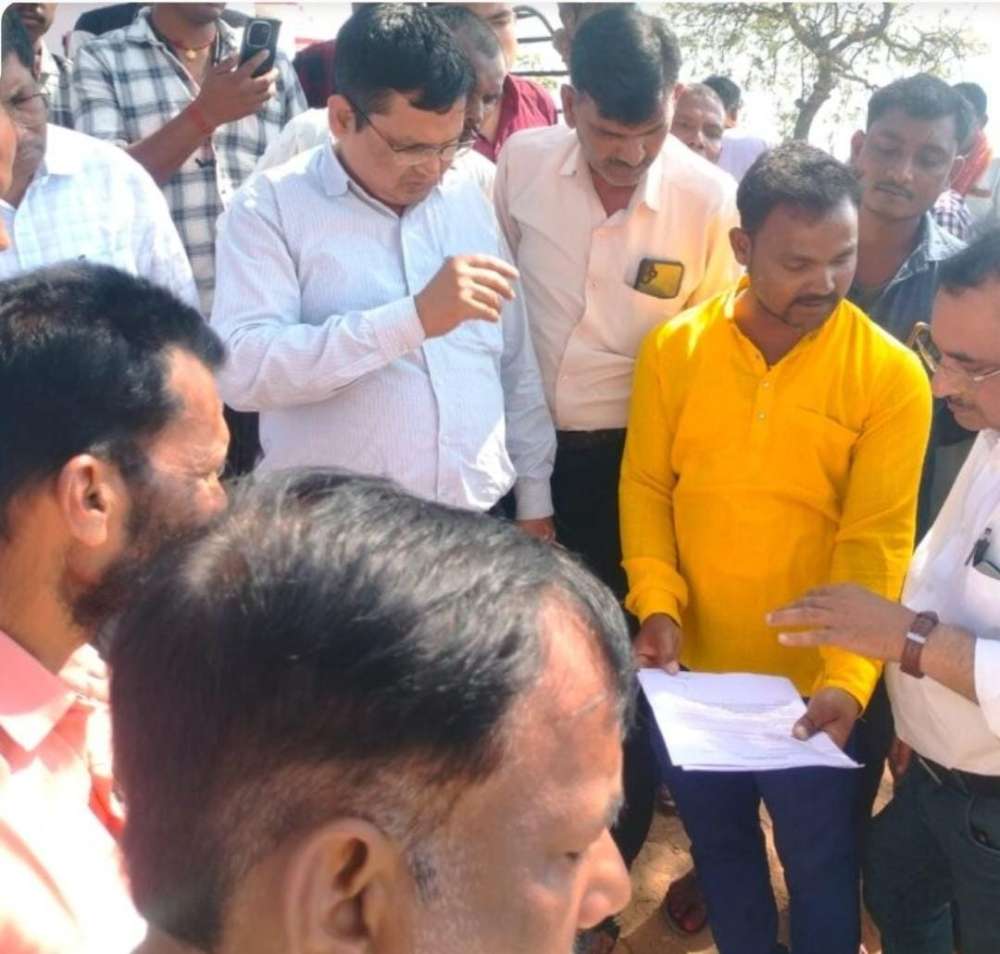 Kashi Ki Aawaz | जिलाधिकारी के आदेश पर  रोरवा ग्राम पंचायत की अनियमितता की जाँच शुरु,