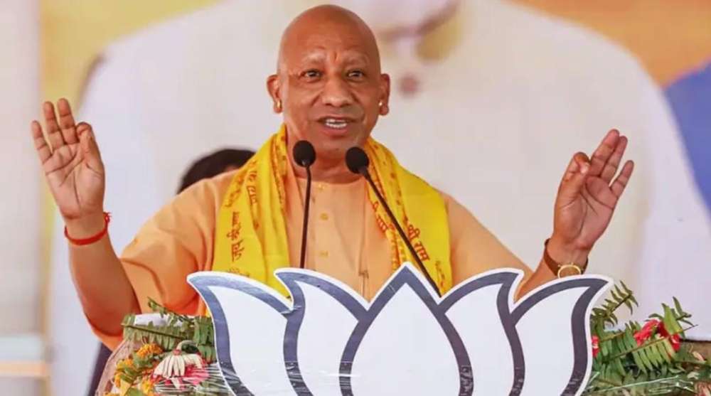 Kashi Ki Aawaz | पत्रकारों, शिक्षकों और वकीलों को मिलेंगे आवास सीएम योगी ने किया बड़ा ऐलान।