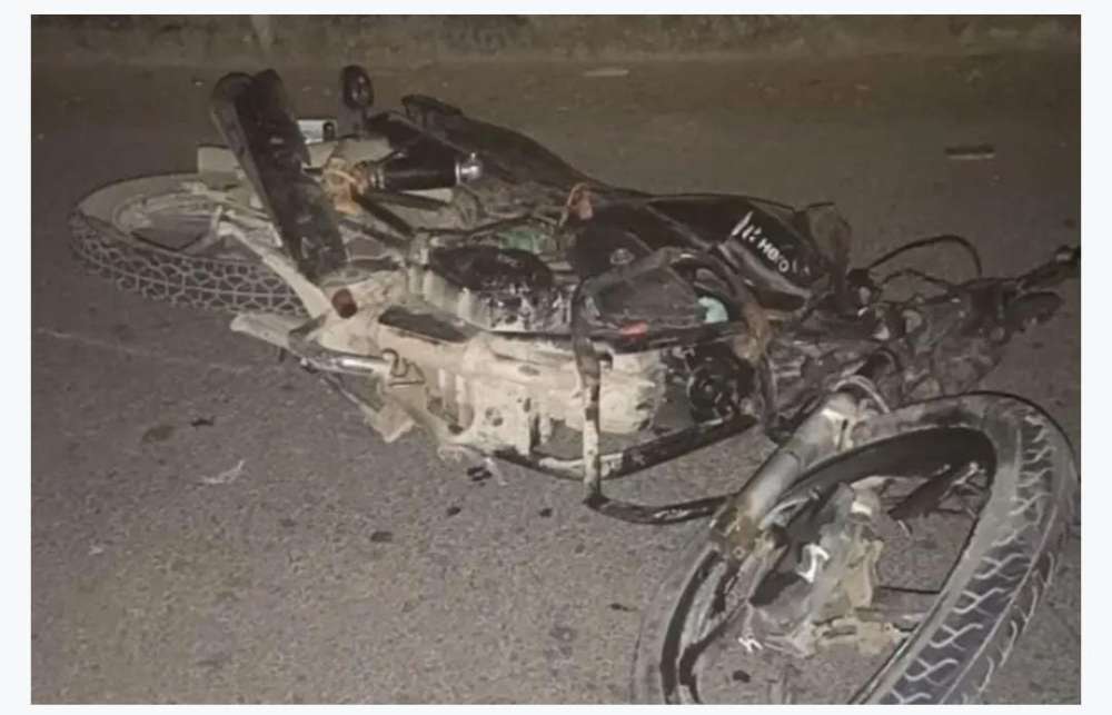 Kashi Ki Aawaz | सड़क हादसे में दो सगे भाइयों की मौत, बाजार में शोक की लहर।