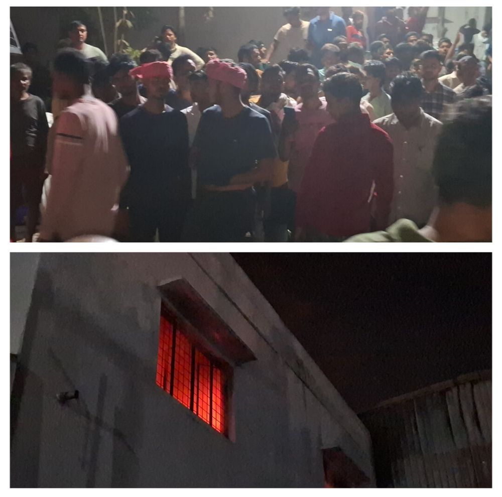 Kashi Ki Aawaz | मुगलसराय की बोरा फैक्ट्री में आग शॉर्ट सर्किट से लगी, लाखों के नुकसान का अनुमान।